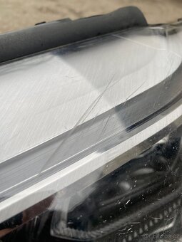 Levé přední světlo bmw 5 G30/G31 - 5