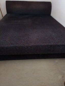 Čalouněná postel - 5