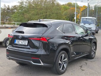 Lexus NX 300h 114kw LUXURY MAX rok 2018 - 5