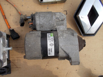 Díly Clio III 1.2 16v 55kw (č.2) - 5