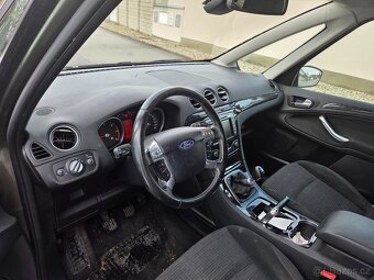 Ford Galaxy 2.0 TDCi 103kw 2010 ghia - 5