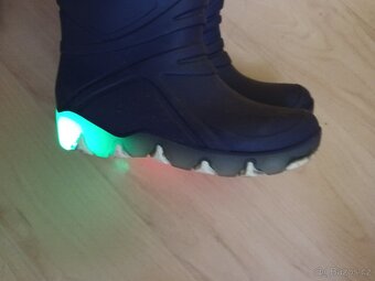 Dětské boty do deště, s led světlem - 5