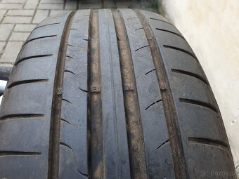Alu kola vw 5x112 r16 7j et37 letni pneu 205/55/16 - 5