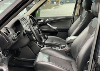 Ford S-MAX 2.0TDCi 7MÍST PANORAMA NAVI manuál 120 kw - 5