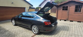 Škoda Superb TSi 110kw model 2020 sedan xenony alkantara - 5