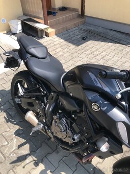 Yamaha MT 07 - 5