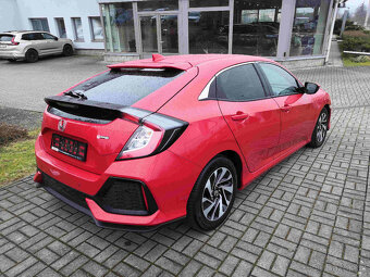 Honda Civic 1.0 i-VTEC Comfort Red Label Edition - 5
