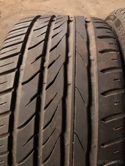255/35/19 prodám sadu letnich pneu - 5