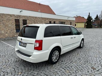 LANCIA VOYAGER 2.8L 131KW CRD - 5