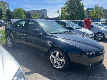 Prodám nebo vyměním Alfa Romeo 159 2.4 jtd 147 kw - 5