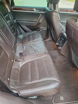Volkswagen Touareg 4.2 TDI V8 - 5