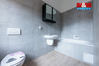 Prodej nájemního domu v Nejdku, ul. náměstí Karla IV. - 5