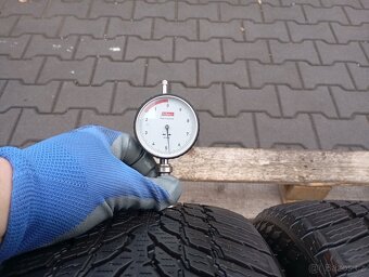 185/55/15 zimní pneu nokian - 5