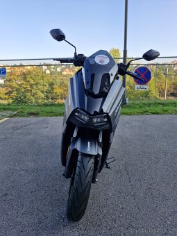 Horwin SK3 - předváděcí skútr - 5