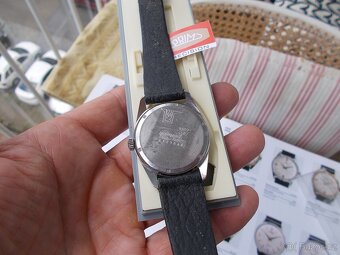 vzacne funkcni tezko sehnatelne hodinky prim šipky rok 1965 - 5