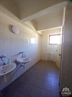 Pronájem kancelářského prostoru, 32 m², Uherský  Brod - cent - 5