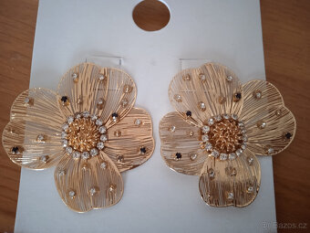 Luxusní naušnice a náramek - 5