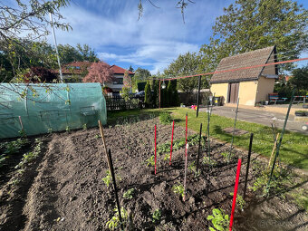 Prodej rodinného domu 7+1 Křinec, 210m², pozemek 619 m² - 5