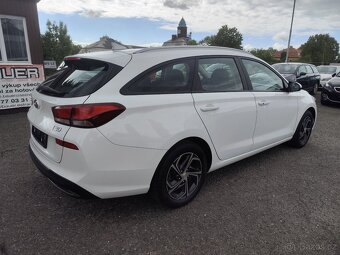 Hyundai i30.Comfort,1.6CRDI.85kw.R.V.1/2022.Km 80 200 - 5