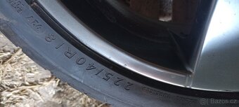 225/40r 18 letní - 5