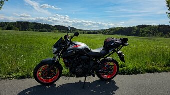 Yamaha MT-07 - 5