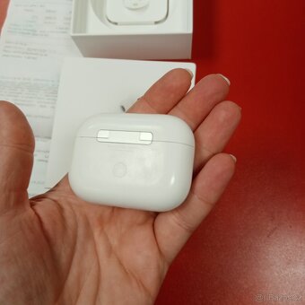 Apple AirPods Pro 2gen (2023) záruka 3/2027 Alza - 5