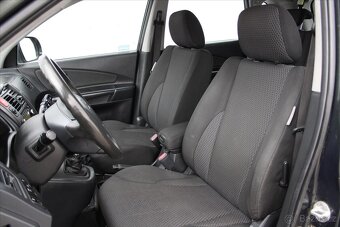 Hyundai Tucson 2.0 CRDI 4WD TAŽNÉ ZAŘ. ČR (2010) - 5