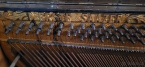 Prodám piano Sieber Saaz100 let staré - 5