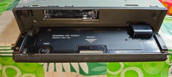 Autorádia Pioneer KEH-P6600R - 5