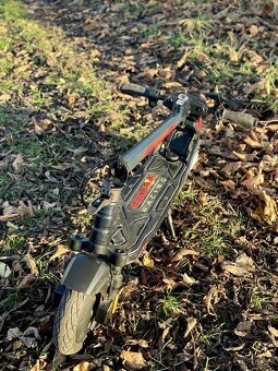 Elektro koloběžka Red Bull Turbo - 5