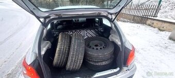 Peugeot 206+ 1.4i 55kw R.v 2010 - 5