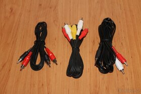 Prodám různé nevyužité audio/video kabely, autokonektory. - 5