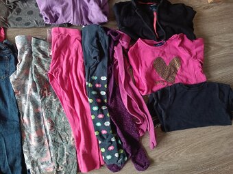 Balík oblečení velikost 110 - 5