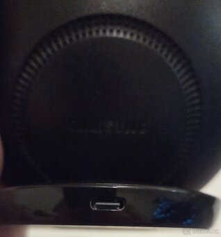 Samsung bezdrátová nabíječka - 5