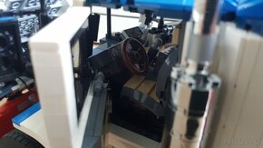 LEGO US Truck [SBrick] + trailer - 5