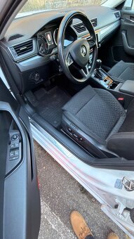 Škoda Superb 2.0TDI DSG - 5