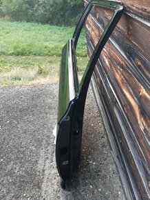 Pravé zadní dveře VW combi, C3 - 5