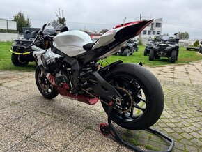 Yamaha R1 Okruhovka - 5