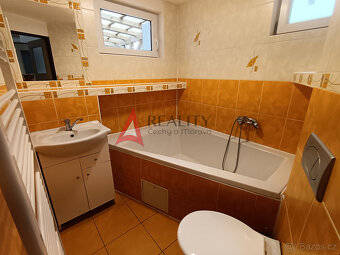 Pronájem bytu 2+kk se zahradou Štoky - 5