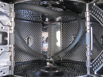 ÚZKÁ VRCHEM PLNĚNÁ PRAČKA WHIRLPOOL - A+++ - 6,5kg - 5