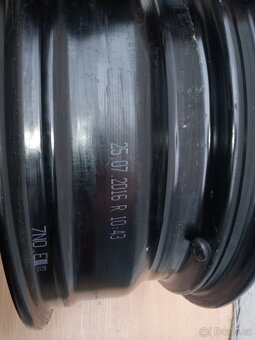 PRODÁM ORIGINÁLNÍ PLECHOVÝ DISK VW 5x112 6,5Jx16 ET33 - 5