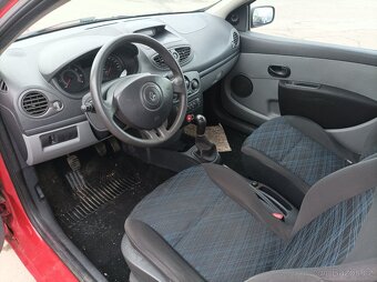 Renault clio - 5