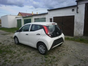Toyota Aygo VVT-i 5 dvéřova rok 2020 - 5