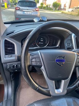 Volvo XC 60 - 5