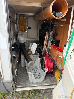 Hymer B504 2.8 JTD – spolehlivý parťák na cesty (2004) - 5