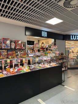 Obchod s pralinkami a sušeným ovocem v OC DBK – Praha 4 - 5