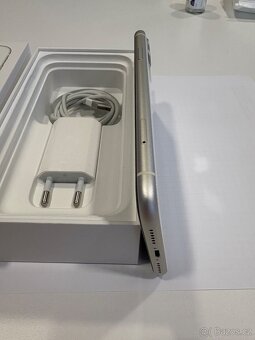 iPhone 11, White, 128GB, TOP STAV - 5