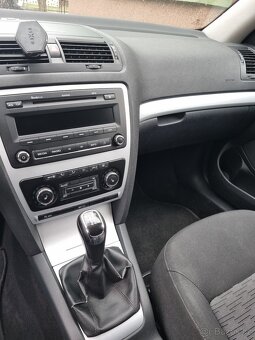 Octavia 2 1.6 TDi combi + tažné - 5