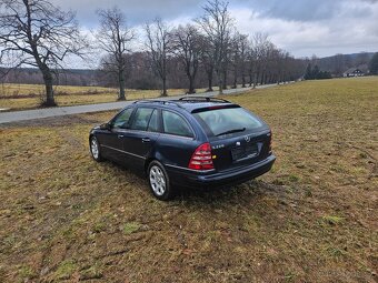 Mercedes Benz C220 CDI,110 kw,r.v.2005,tempomat,digitalni kl - 5