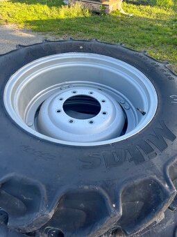 Pneumatiky MITAS + disky MASSEY FERGUSON 5711 M - 5